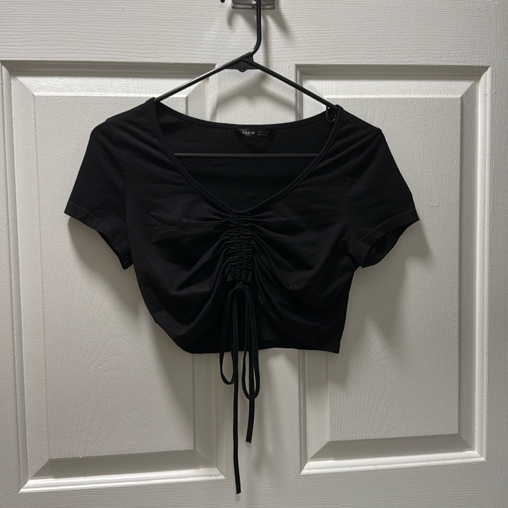 Black SHEIN Cropped Top